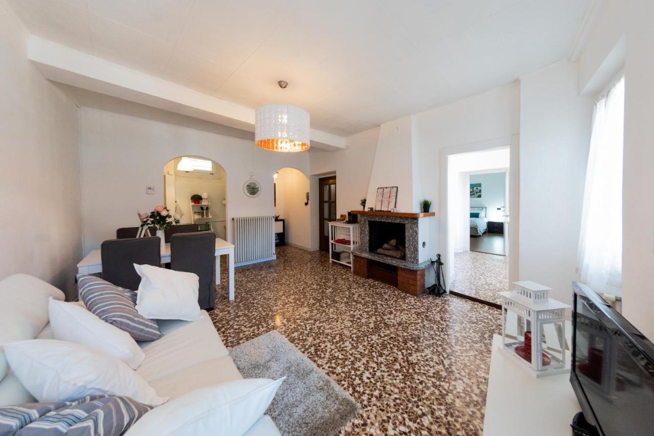 Family Nest Overlooking Lake Como - By Rent All Como Argegno Esterno foto