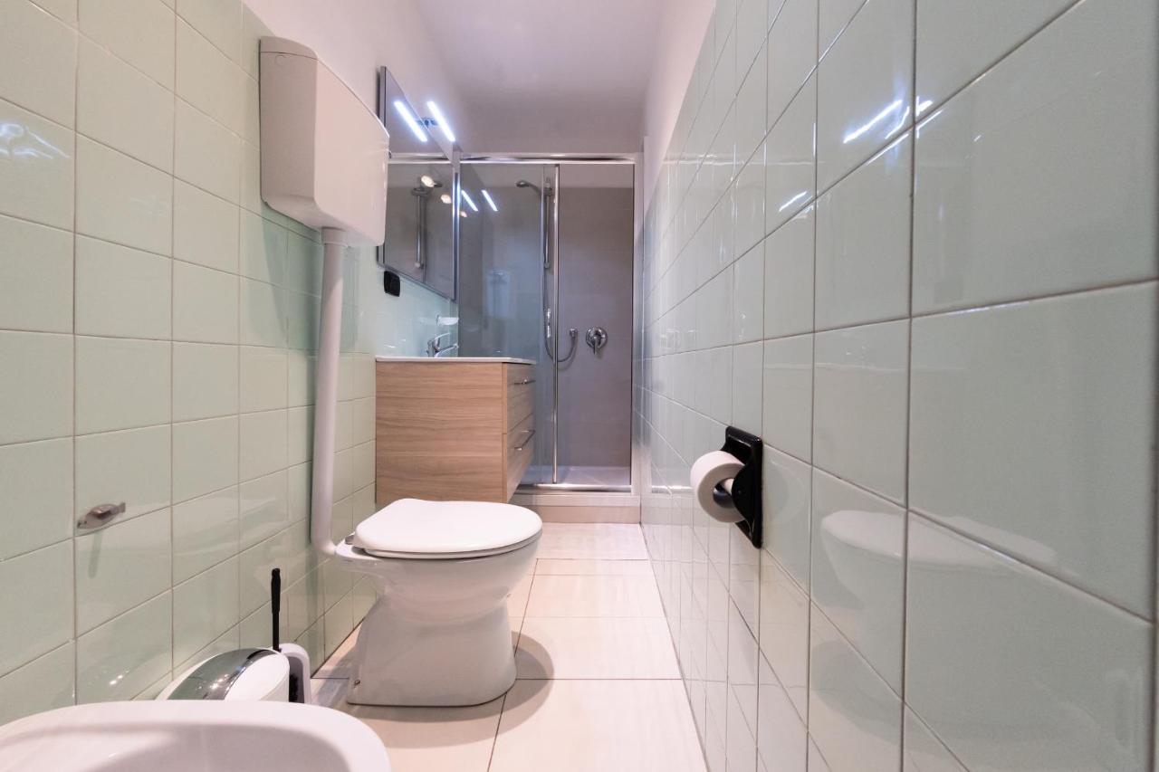 Family Nest Overlooking Lake Como - By Rent All Como Argegno Esterno foto