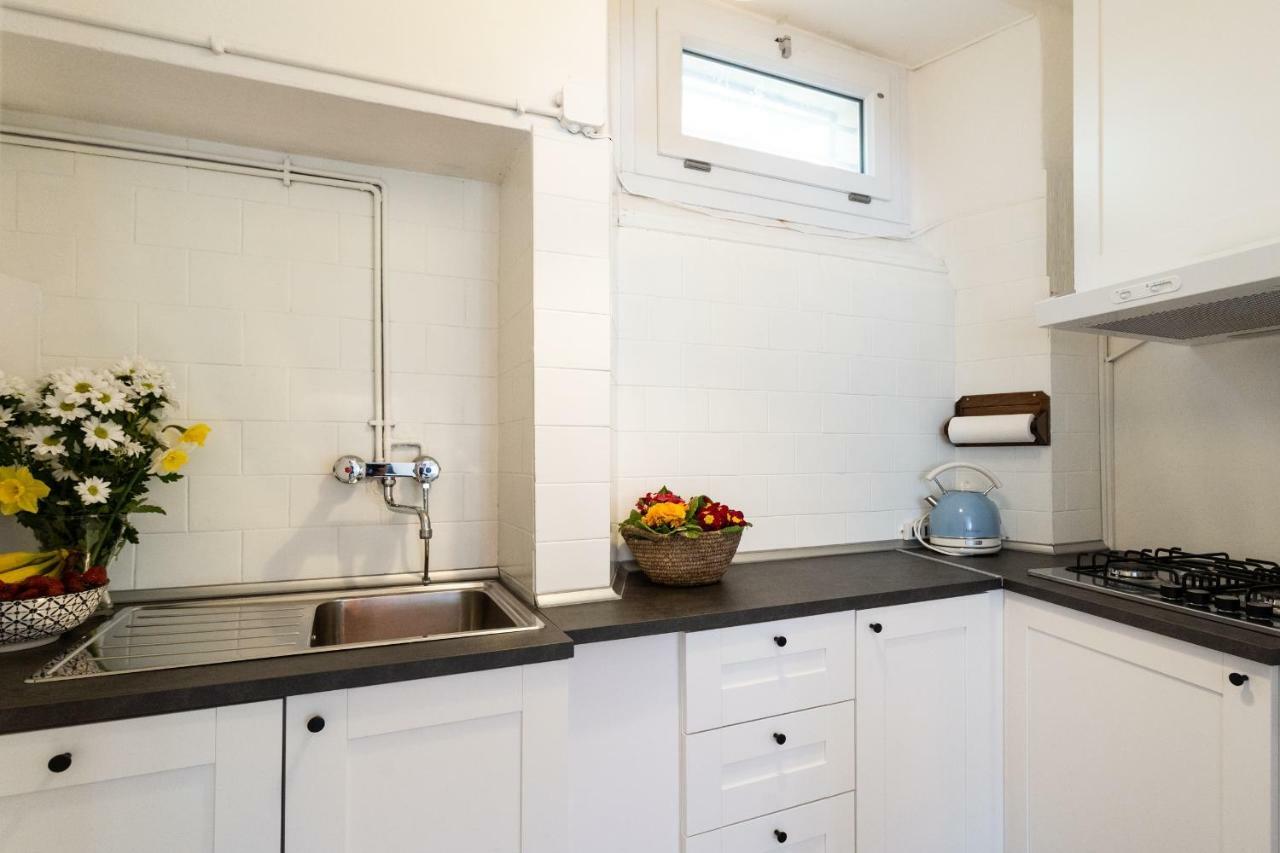 Family Nest Overlooking Lake Como - By Rent All Como Argegno Esterno foto